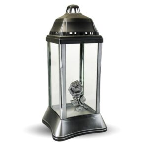 Steklena nagrobna sveča s srebrnim ohišjem in vrtnico K2